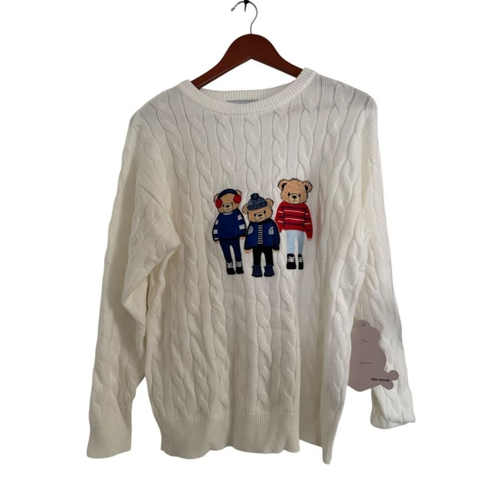 Urban weekend White Cable-Knit Crewneck Sweater with Embroidered Bears NWT